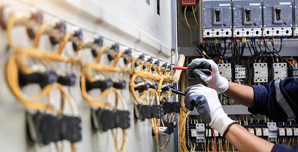 Professional Electrician technician working in Haysville, KS